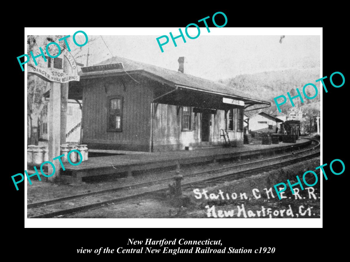 OLD LARGE HISTORIC PHOTO OF NEW HARTFORD CONNECTICUT, THE RAILROAD STATION c1920