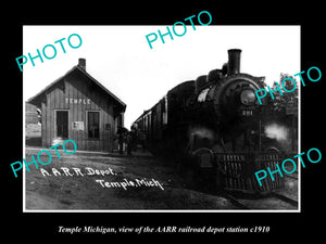 OLD LARGE HISTORIC PHOTO OF TEMPLE MICHIGAN, THE RAILROAD DEPOT STATION c1910