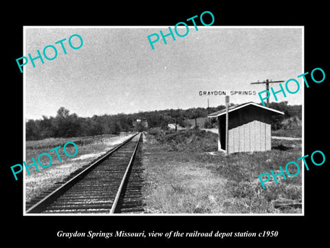 OLD LARGE HISTORIC PHOTO OF GRAYDON SPRINGS MISSOURI, THE RAILROAD DEPOT c1950