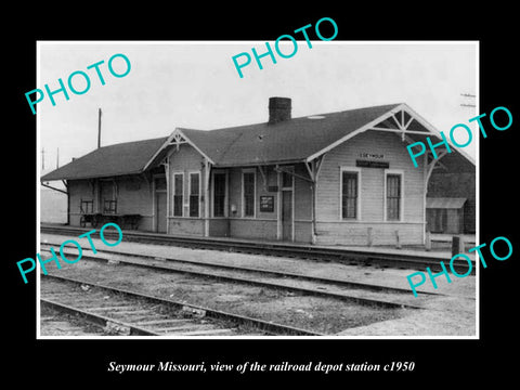 OLD LARGE HISTORIC PHOTO OF SEYMOUR MISSOURI, THE RAILROAD DEPOT STATION c1950