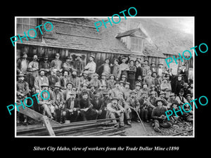 OLD LARGE HISTORIC PHOTO OF SILVER CITY IDAHO, TRADE DOLLAR MINE WORKERS c1890