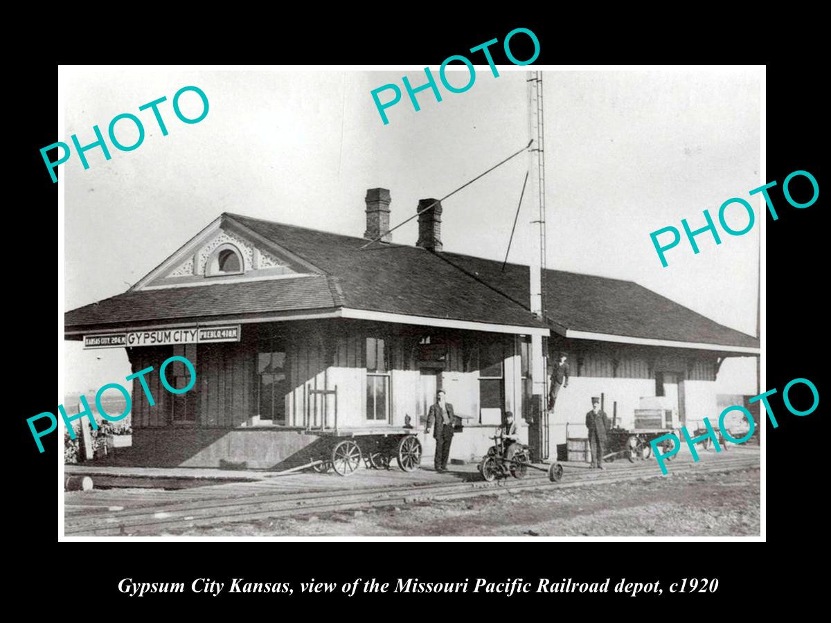 OLD HISTORIC PHOTO OF GYPSUM CITY KANSAS, MISSOURI PACIFIC RAILROAD DEPOT c1920