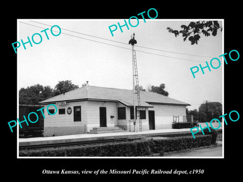 OLD HISTORIC PHOTO OF OTTAWA KANSAS, MISSOURI PACIFIC RAILROAD DEPOT c1950