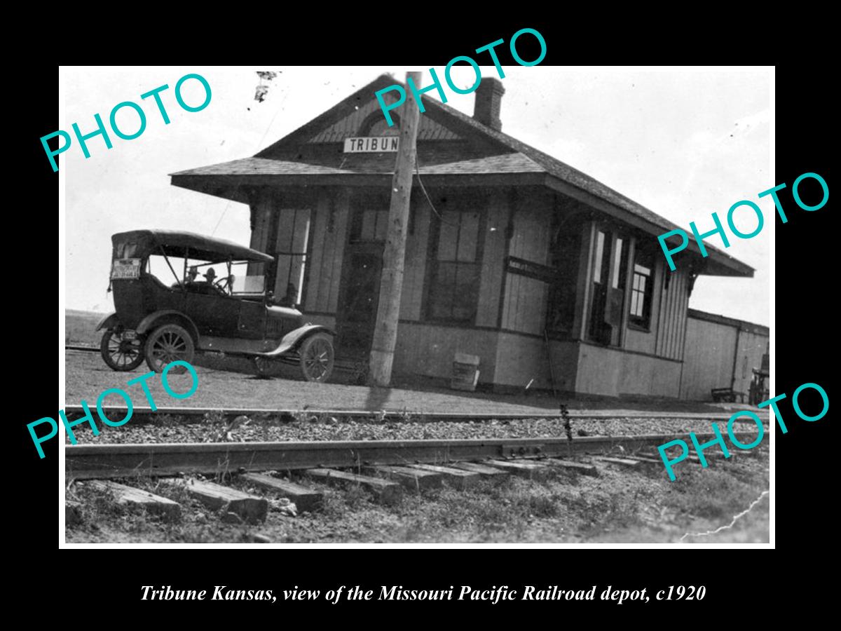 OLD HISTORIC PHOTO OF TRIBUNE KANSAS, MISSOURI PACIFIC RAILROAD DEPOT c1920 1