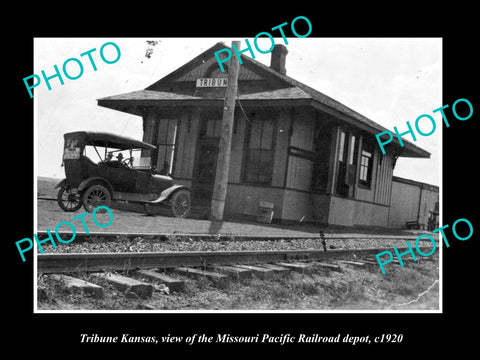 OLD HISTORIC PHOTO OF TRIBUNE KANSAS, MISSOURI PACIFIC RAILROAD DEPOT c1920 1