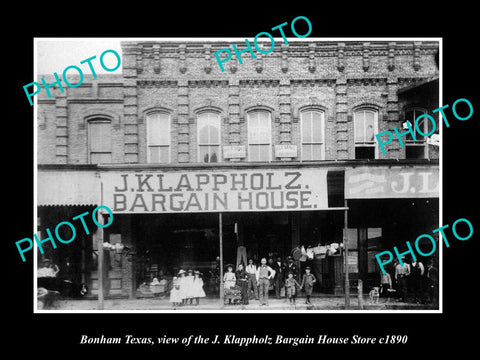 OLD LARGE HISTORIC PHOTO OF BONHAM TEXAS, THE KLAPPHOLZ BARGAIN STORE c1890