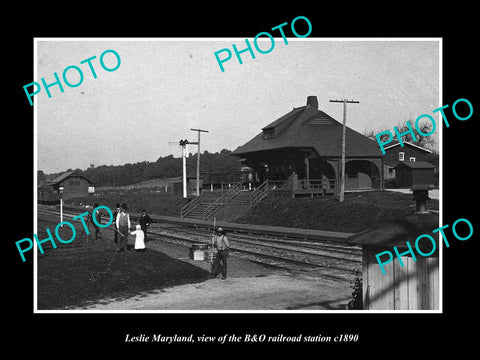 OLD LARGE HISTORIC PHOTO OF LESLIE MARYLAND, THE B&O RAILROAD DEPOT c1890