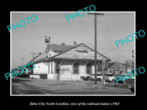 OLD LARGE HISTORIC PHOTO OF TABOR CITY NORTH CAROLINA, THE RAILROAD STATION 1960