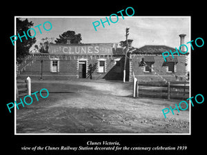 OLD LARGE HISTORIC PHOTO OF CLUNES VICTORIA, VIEW OF THE RAILWAY STATION c1939