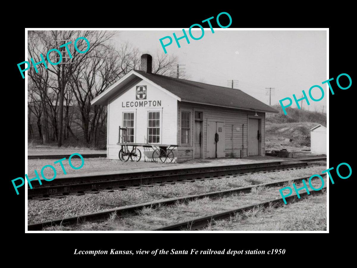 OLD LARGE HISTORIC PHOTO OF LECOMPTON KANSAS, THE SANTA FE RAILROAD DEPOT c1950