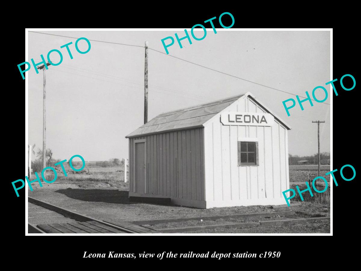 OLD LARGE HISTORIC PHOTO OF LEONA KANSAS, THE RAILROAD DEPOT c1950