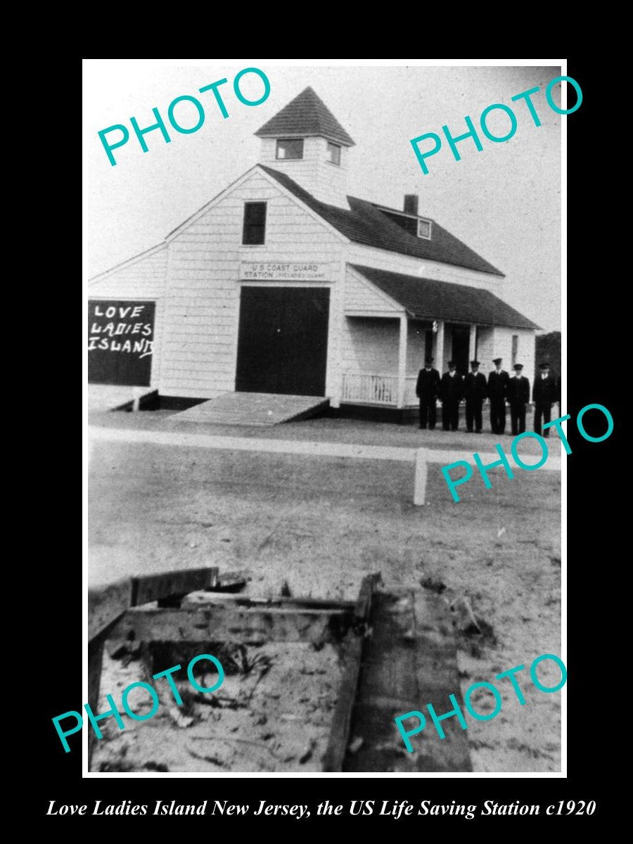 OLD LARGE HISTORIC PHOTO OF LOVELADIES NEW JERSEY US LIFE SAVING STATION c1920