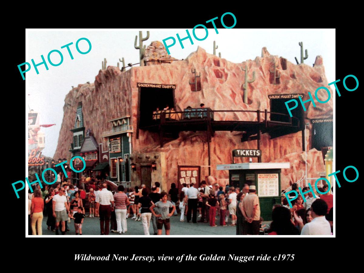 OLD LARGE HISTORIC PHOTO OF WILDWOOD NEW JERSEY, THE GOLDEN NUGGET RIDE c1975