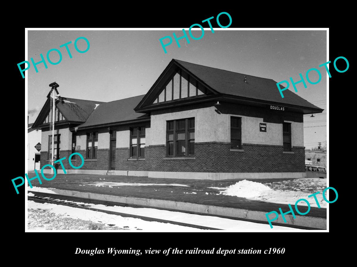 OLD LARGE HISTORIC PHOTO OF DOUGLAS WYOMING, THE RAILROAD DEPOT STATION c1960