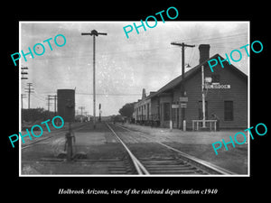 OLD LARGE HISTORIC PHOTO OF HOLBROOK ARIZONA, THE RAILROAD DEPOT STATION c1940