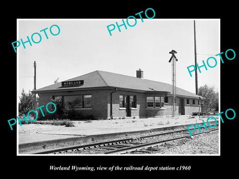 OLD LARGE HISTORIC PHOTO OF WORLAND WYOMING, THE RAILROAD DEPOT STATION c1960