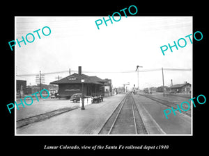 OLD LARGE HISTORIC PHOTO OF LAMAR COLORADO, THE SANTE FE RAILROAD DEPOT c1940