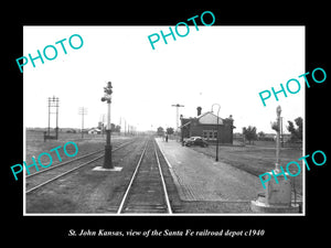 OLD LARGE HISTORIC PHOTO OF ST JOHN KANSAS, THE SANTE FE RAILROAD DEPOT c1940