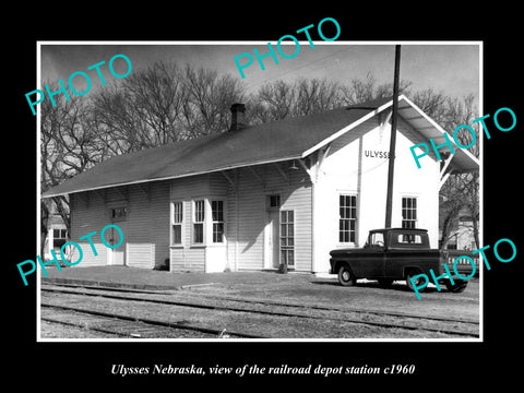 OLD LARGE HISTORIC PHOTO OF ULYSSES NEBRASKA, THE RAILROAD DEPOT STATION c1960