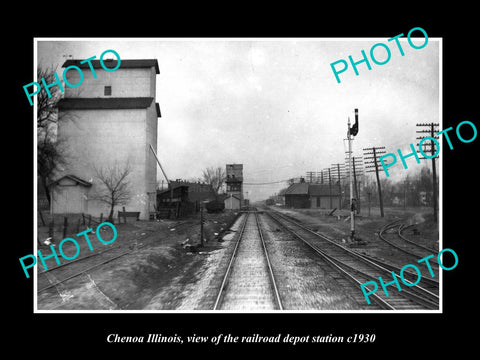 OLD LARGE HISTORIC PHOTO OF CHENOA ILLINOIS, THE RAILROAD DEPOT STATION c1930