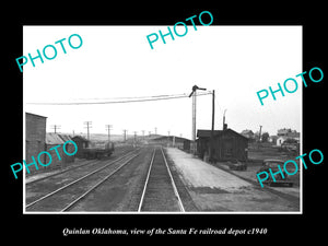 OLD LARGE HISTORIC PHOTO OF QUINLAN OKLAHOMA, THE SANTA FE RAILROAD DEPOT c1940