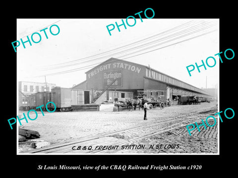 OLD LARGE HISTORIC PHOTO OF St LOUIS MISSOURI, CB&Q RAILROAD FREIGHT DEPOT c1920