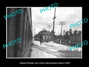 OLD LARGE HISTORIC PHOTO OF DELAND FLORIDA, THE RAILROAD DEPOT STATION c1940