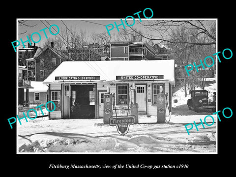 OLD LARGE HISTORIC PHOTO OF FITCHBURG MASSACHUSETTS, THE UNITED OIL STATION 1940