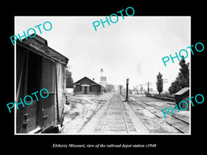 OLD LARGE HISTORIC PHOTO OF ELSBERRY MISSOURI, THE RAILROAD DEPOT STATION c1940