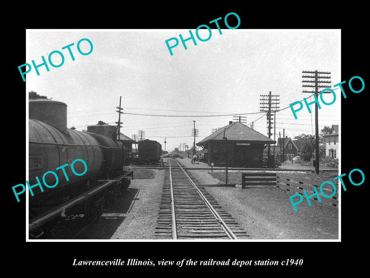 OLD LARGE HISTORIC PHOTO OF LAWRENCEVILLE ILLINOIS RAILROAD DEPOT STATION c1940