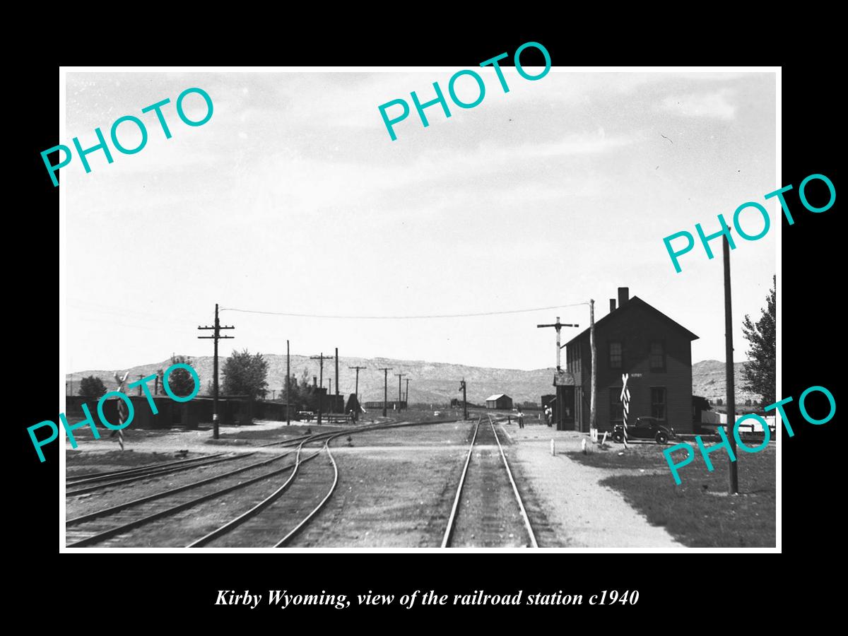 OLD LARGE HISTORIC PHOTO OF KIRBY WYOMING, THE RAILROAD DEPOT STATION c1940