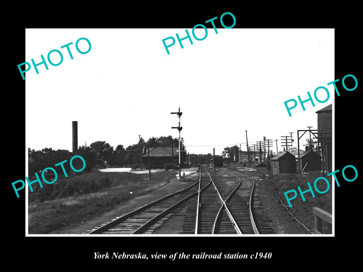 OLD LARGE HISTORIC PHOTO OF YORK NEBRASKA, THE RAILROAD DEPOT STATION c1940