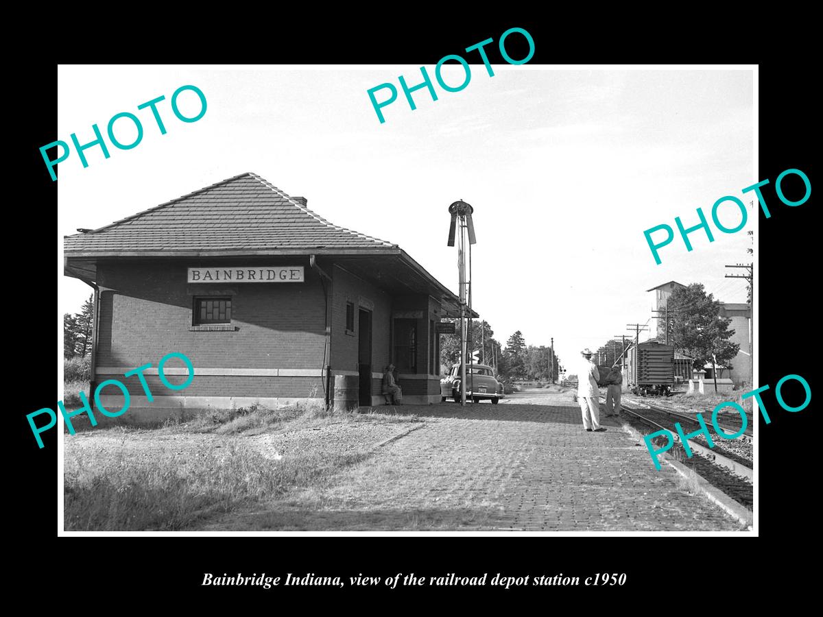 OLD LARGE HISTORIC PHOTO OF BAINBRIDGE INDIANA, THE RAILROAD DEPOT STATION c1950