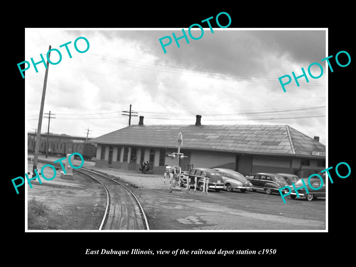 OLD LARGE HISTORIC PHOTO OF EAST DUBUQUE ILLINOIS, THE RAILROAD STATION c1950