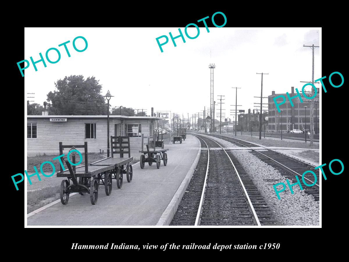 OLD LARGE HISTORIC PHOTO OF HAMMOND INDIANA, THE RAILROAD DEPOT STATION c1950