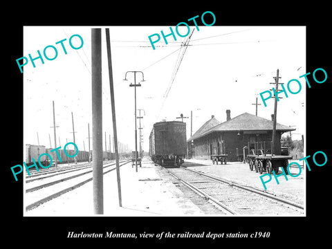 OLD LARGE HISTORIC PHOTO OF HARLOWTON MONTANA, THE RAILROAD DEPOT STATION c1940