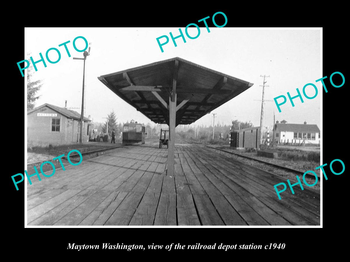 OLD LARGE HISTORIC PHOTO OF MAYTOWN WASHINGTON, THE RAILROAD DEPOT STATION c1940