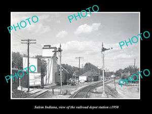 OLD LARGE HISTORIC PHOTO OF SALEN INDIANA, THE RAILROAD DEPOT STATION c1950