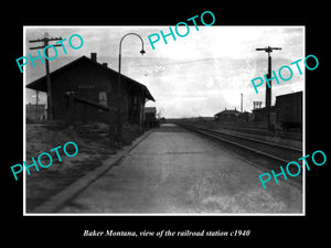 OLD LARGE HISTORIC PHOTO OF BAKER MONTANA, THE RAILROAD DEPOT STATION c1940