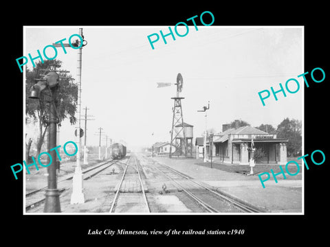 OLD LARGE HISTORIC PHOTO OF LAKE CITY MINNESOTA RAILROAD DEPOT STATION c1940