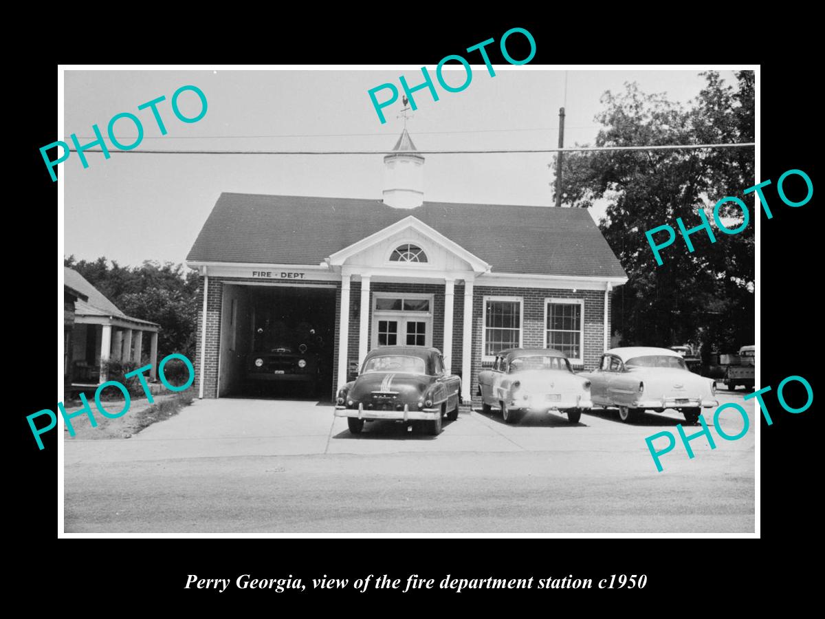 OLD LARGE HISTORIC PHOTO OF PERRY GEORGIA, THE FIRE DEPARTMENT STATION c1950