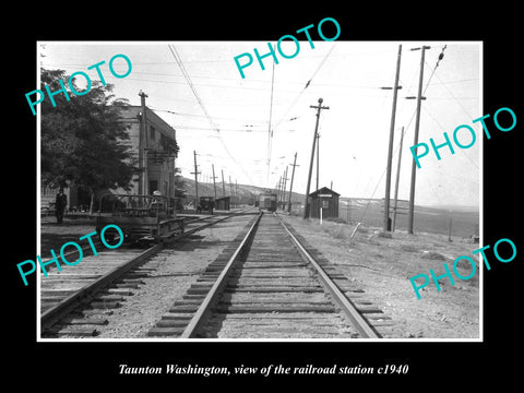 OLD LARGE HISTORIC PHOTO OF TAUNTON WASHINGTON, THE RAILROAD DEPOT STATION c1940