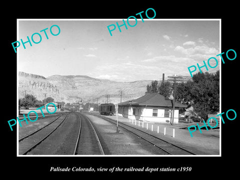 OLD LARGE HISTORIC PHOTO OF PALISADE COLORADO, THE RAILROAD DEPOT STATION c1950