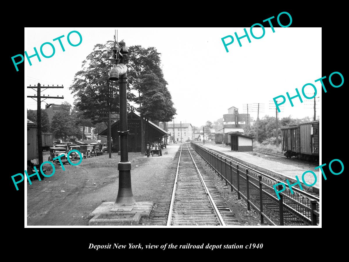 OLD LARGE HISTORIC PHOTO OF DEPOSIT NEW YORK, THE RAILROAD DEPOT STATION c1940