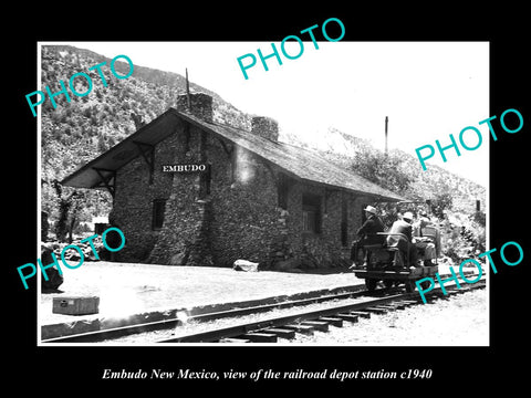 OLD LARGE HISTORIC PHOTO OF EMBUDO NEW MEXICO, THE RAILROAD DEPOT STATION c1940