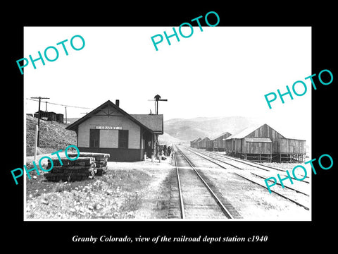 OLD LARGE HISTORIC PHOTO OF GRANBY COLORADO, THE RAILROAD DEPOT STATION c1940 2