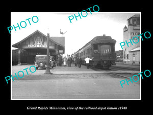 OLD LARGE HISTORIC PHOTO OF GRAND RAPIDS MINNESOTA RAILROAD DEPOT STATION c1940