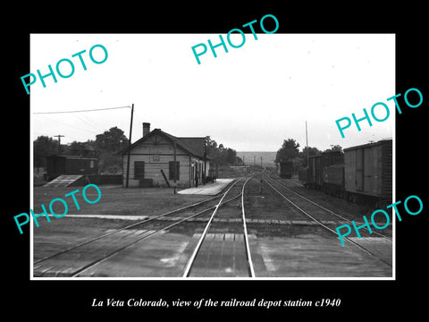 OLD LARGE HISTORIC PHOTO OF LA VETA COLORADO, THE RAILROAD DEPOT STATION c1940