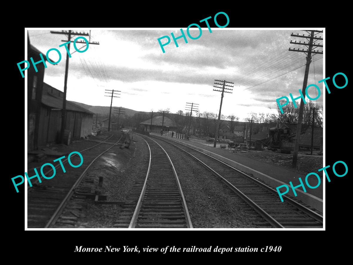 OLD LARGE HISTORIC PHOTO OF MONROE NEW YORK, THE RAILROAD DEPOT STATION c1940