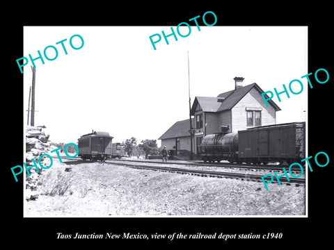 OLD LARGE HISTORIC PHOTO OF TAOS JUNCTION NEW MEXICO RAILROAD DEPOT STATION 1940